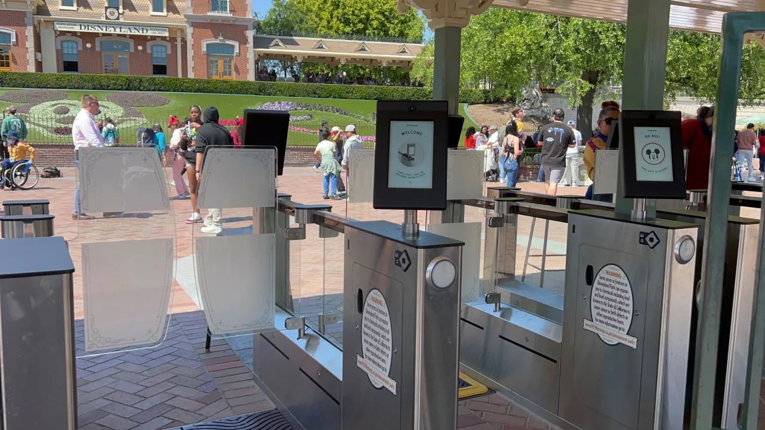 Disney Park Tech Update: Facial Recognition Now Optional at Disneyland