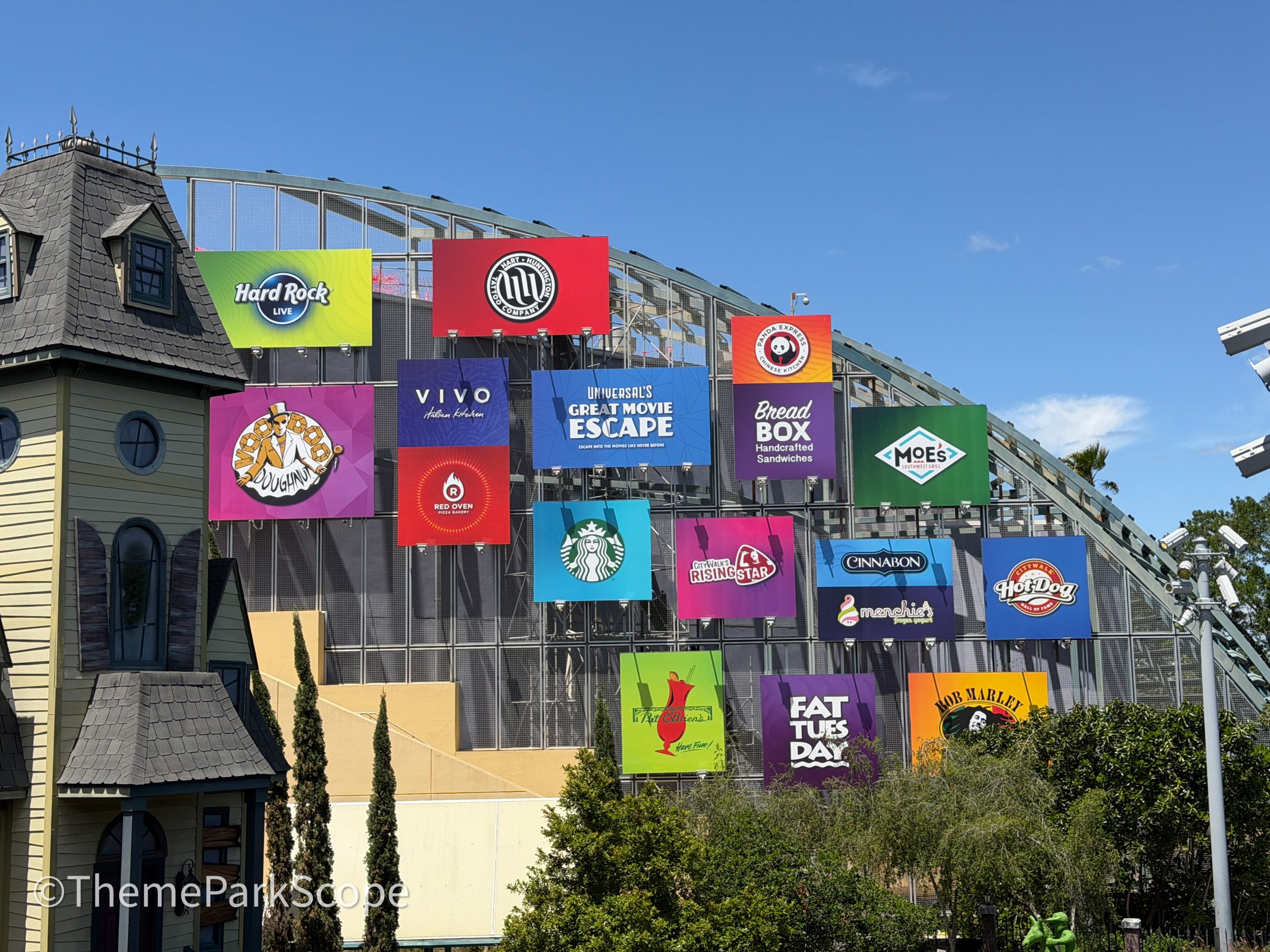 A Decades-Old Restaurant Is CLOSING At Universal Orlando