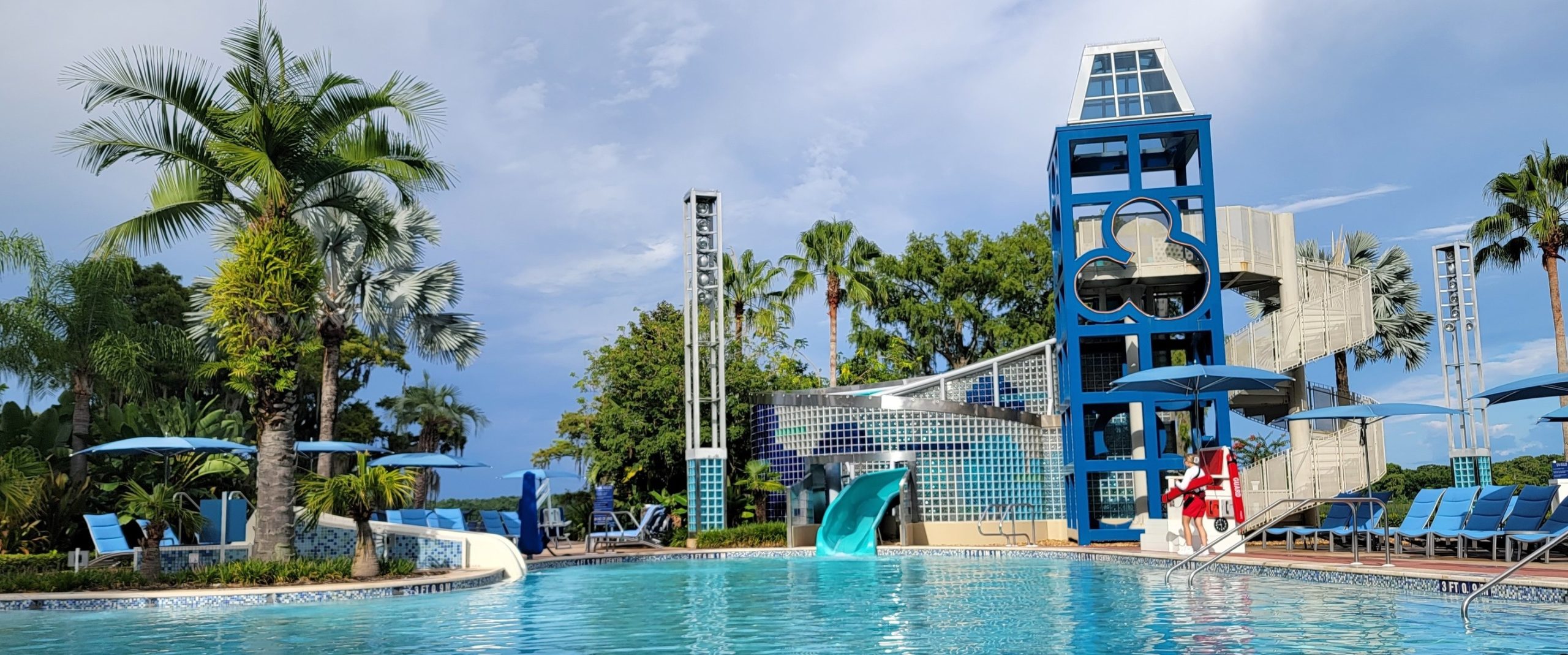 Contemporary Resort Update: Bay Cove Pool Now Open Again