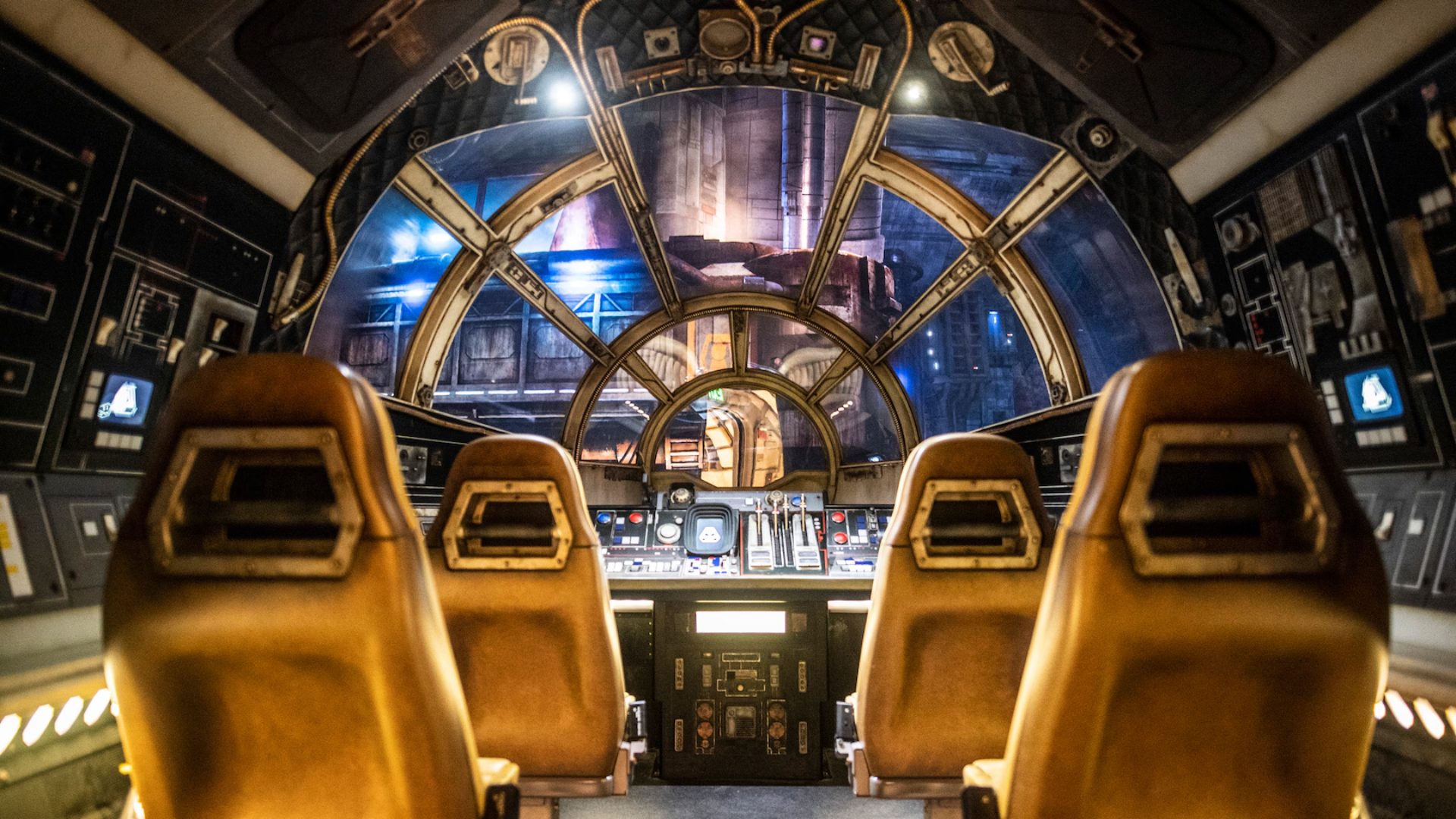 Everything You Need To Know Before Riding the NEW Smugglers Run Mission