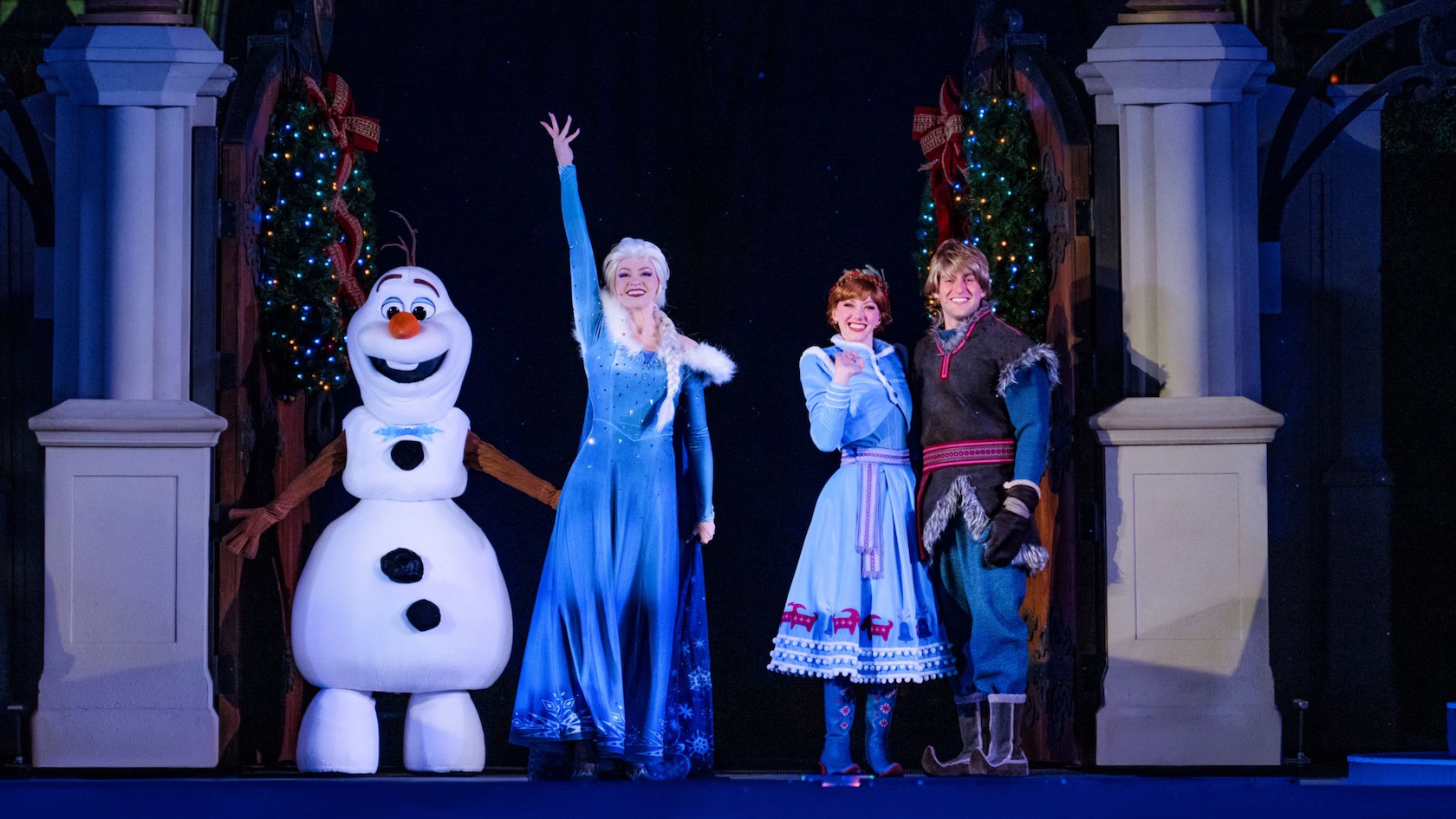 Magic Kingdom Bringing Back Fan-Favorite Holiday Entertainment This Year