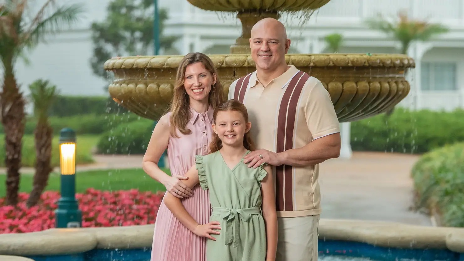 Disney World Is Now Offering Private Resort Photo Shoots
