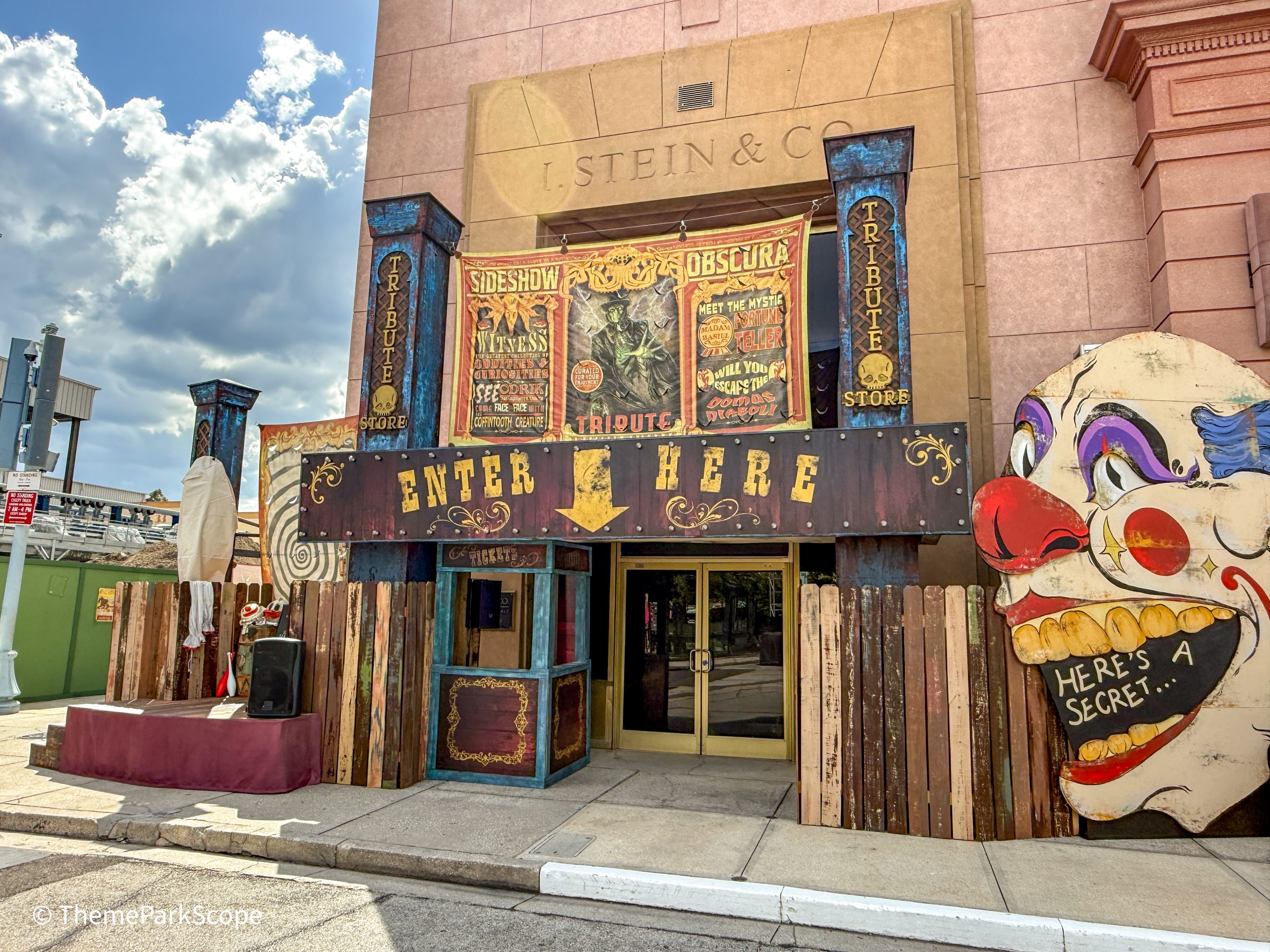 Inside the Sideshow Obscura Tribute Store for Halloween Horror Nights 35