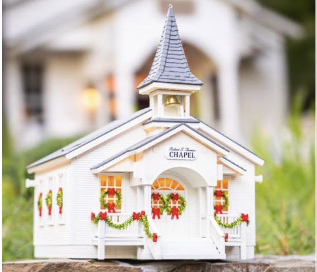 Dollywood’s New Chapel Popcorn Bucket for Smoky Mountain Christmas Has a Hinged Roof and a Meaningful Story