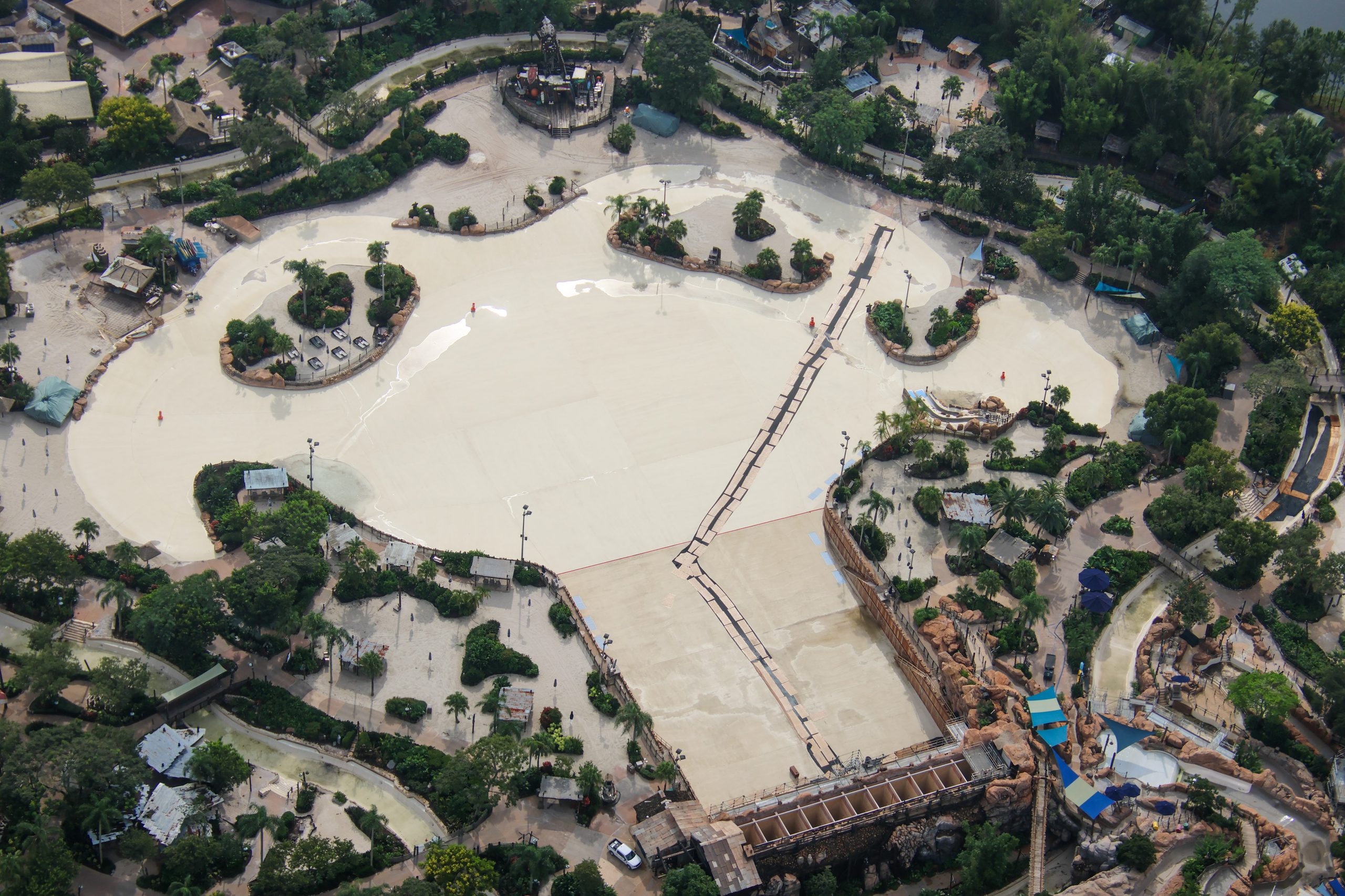 Typhoon Lagoon’s Giant Wave Pool Is Completely Drained and the Aerial Photos Are Wild